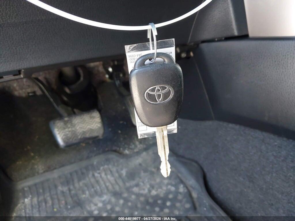 JTMBFREV1HJ700339 2017 TOYOTA RAV4 photo no. 11