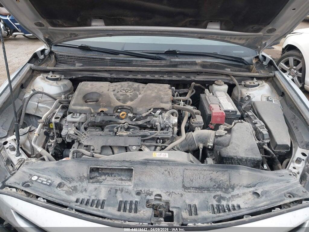 4T1G11AK8MU614645 2021 TOYOTA CAMRY photo no. 10