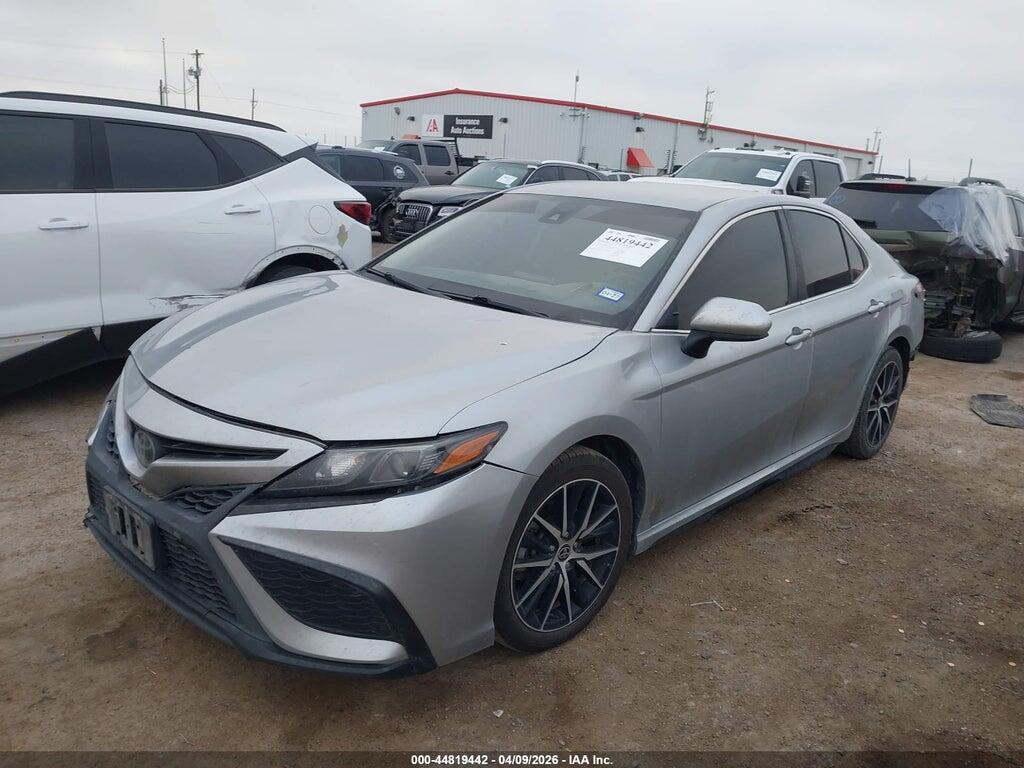 4T1G11AK8MU614645 2021 TOYOTA CAMRY photo no. 2