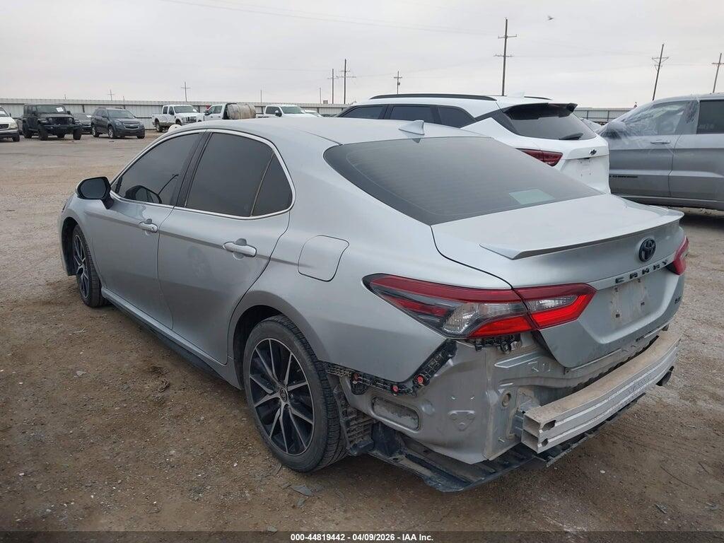 4T1G11AK8MU614645 2021 TOYOTA CAMRY photo no. 3