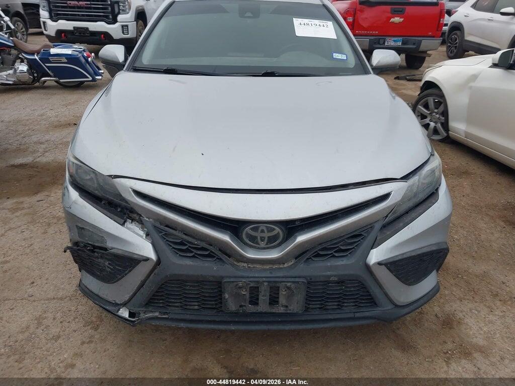 4T1G11AK8MU614645 2021 TOYOTA CAMRY photo no. 6