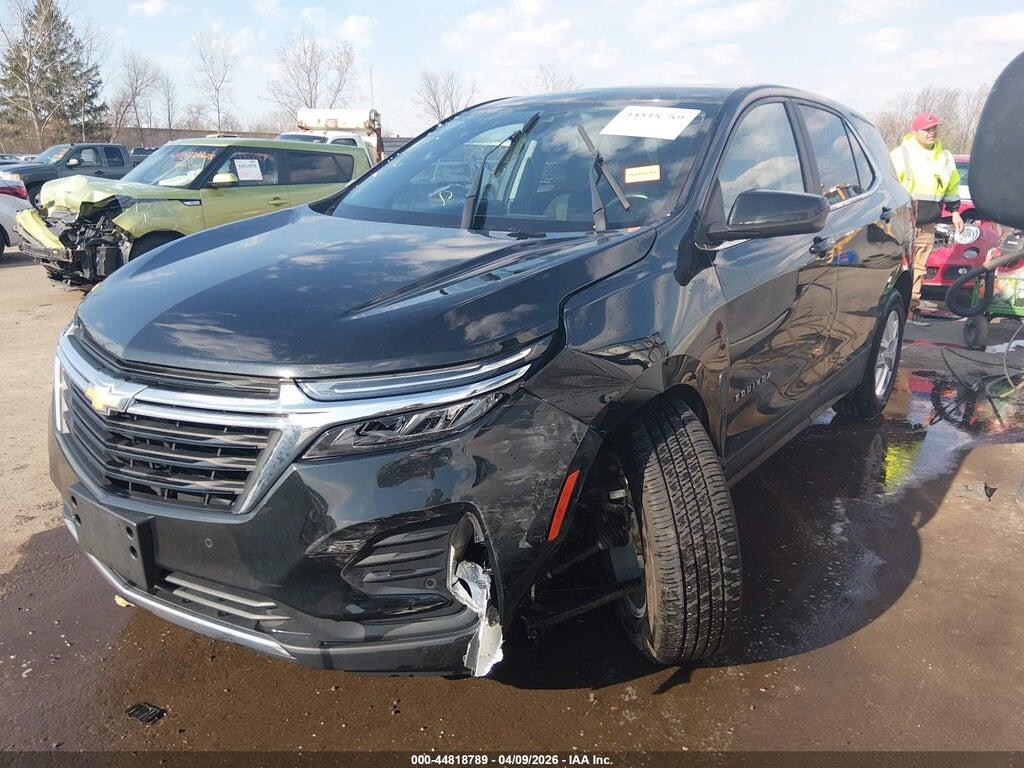 3GNAXUEV9NL267621 2022 CHEVROLET EQUINOX photo no. 2