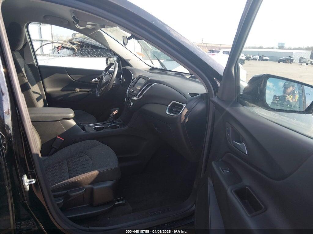 3GNAXUEV9NL267621 2022 CHEVROLET EQUINOX photo no. 5