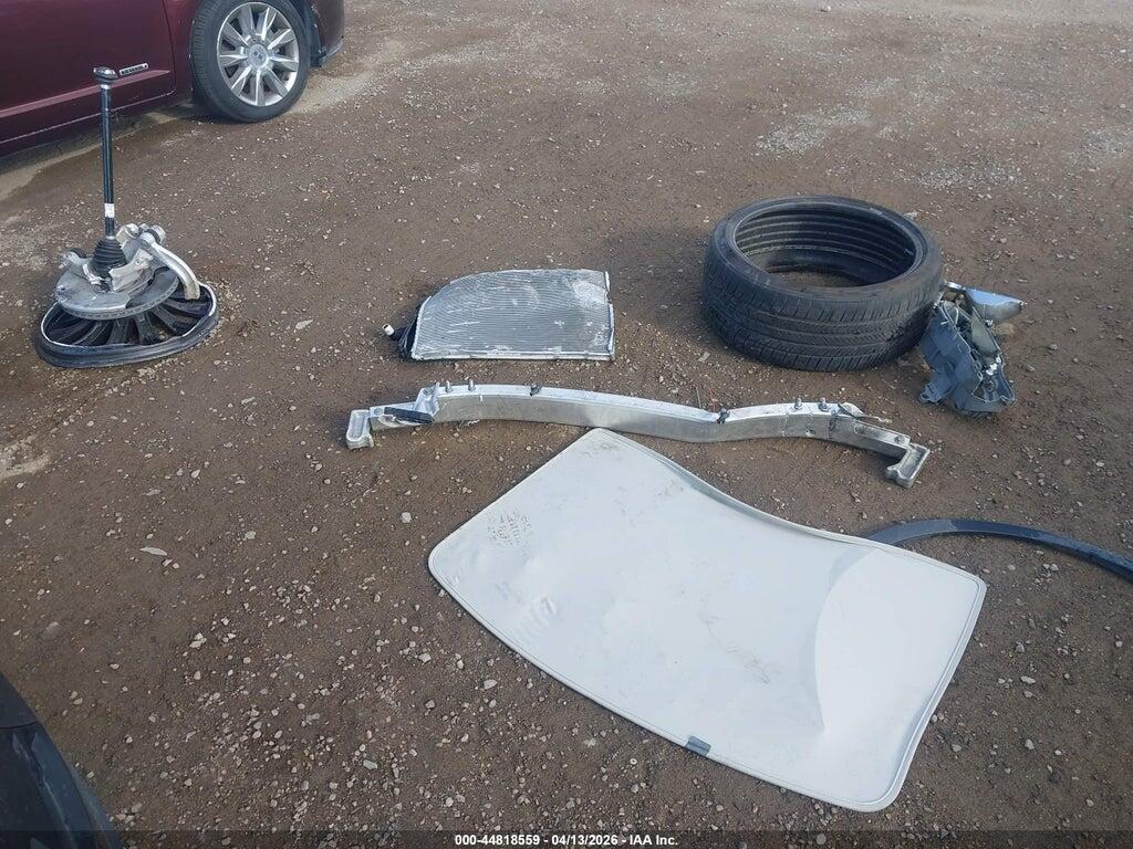 7SAYGDEF9RF053655 2024 TESLA MODEL Y photo no. 11