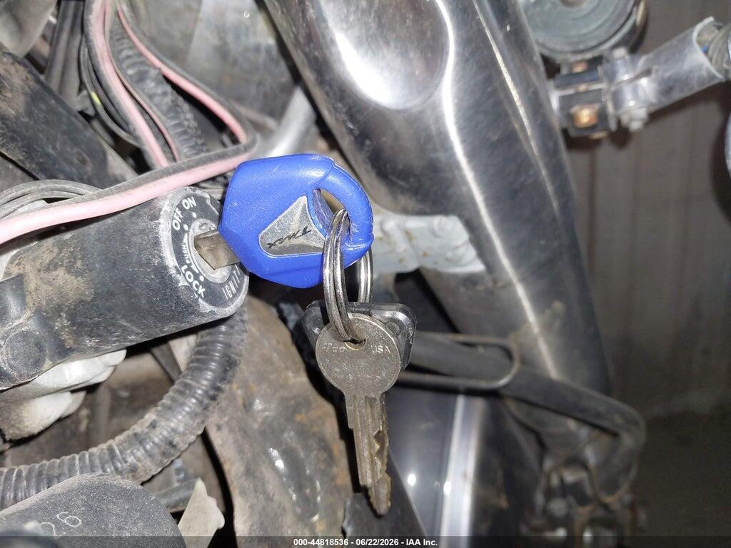 JYAVP11E84A056233 2004 YAMAHA XVS1100 photo no. 11