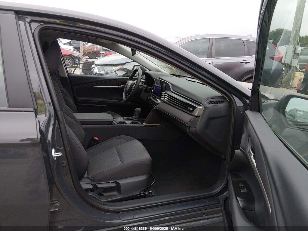 4T1DAACK9SU133297 2025 TOYOTA CAMRY photo no. 5