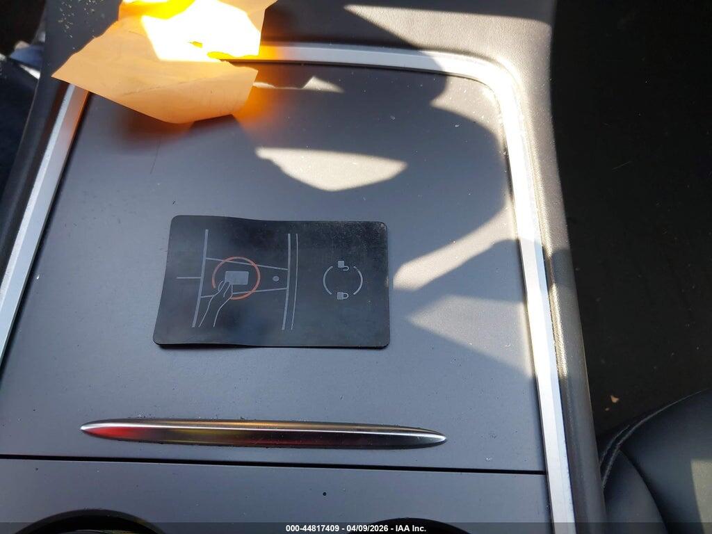 7SAYGDEE3NF481433 2022 TESLA MODEL Y photo no. 11