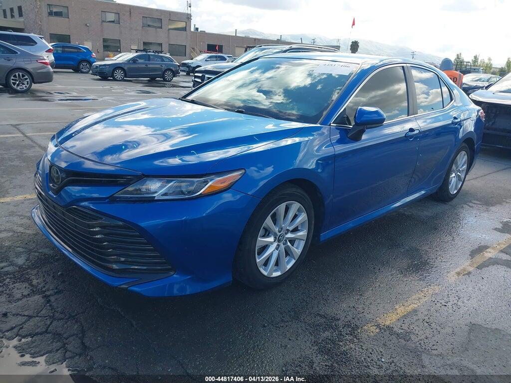 4T1C11AK9LU338604 2020 TOYOTA CAMRY photo no. 2