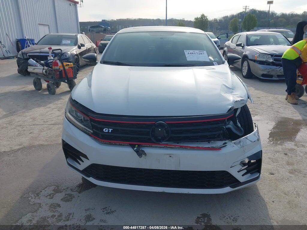 1VWJM7A35JC040002 2018 VOLKSWAGEN PASSAT photo no. 12