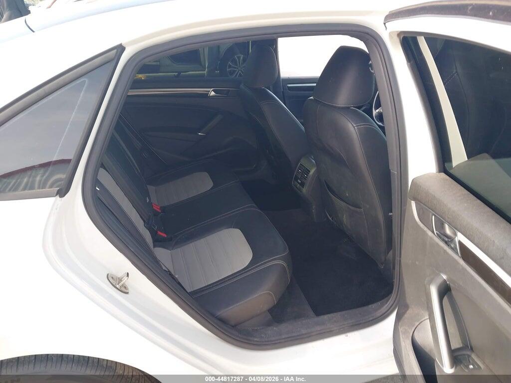 1VWJM7A35JC040002 2018 VOLKSWAGEN PASSAT photo no. 8