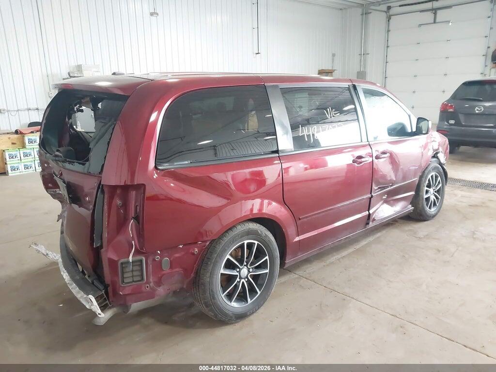 2C4RDGBG5HR856202 2017 DODGE GRAND CARAVAN photo no. 4