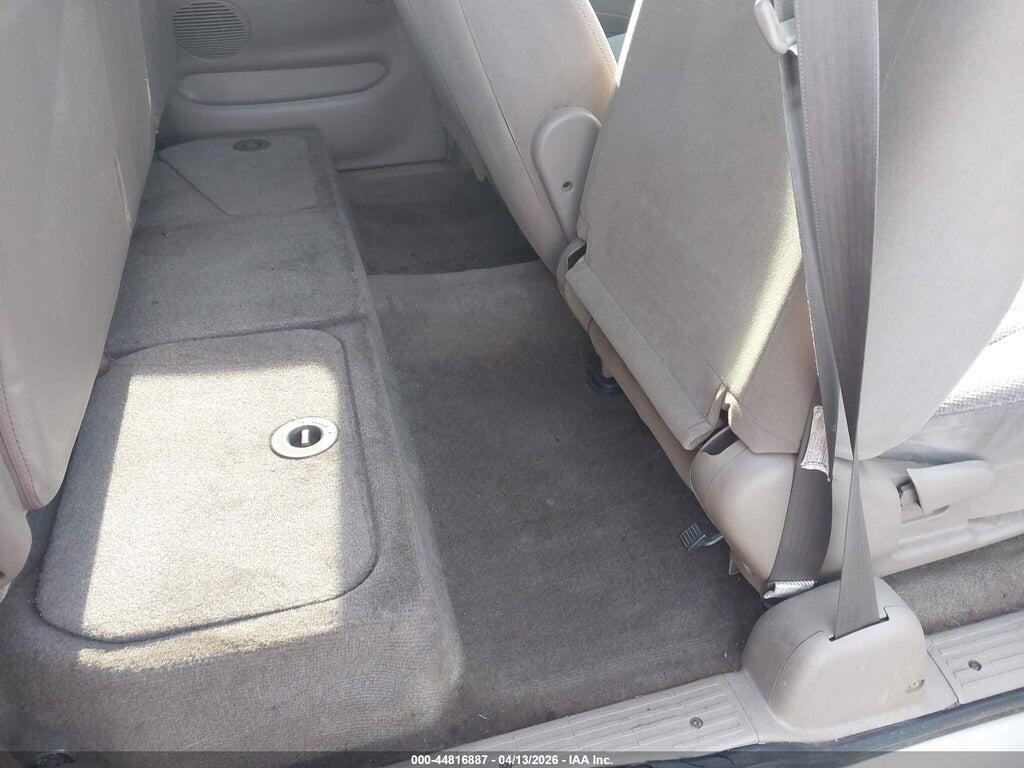 5TBBT44182S327927 2002 TOYOTA TUNDRA photo no. 8