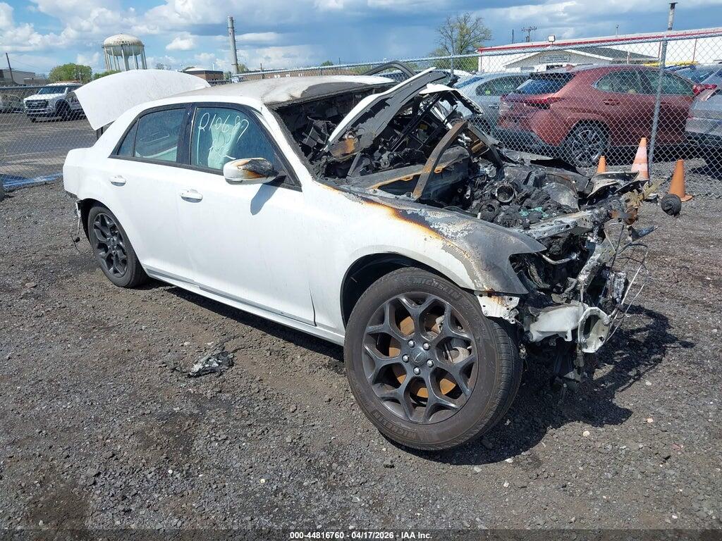 2C3CCASG8NH203925 2022 CHRYSLER 300 photo no. 1