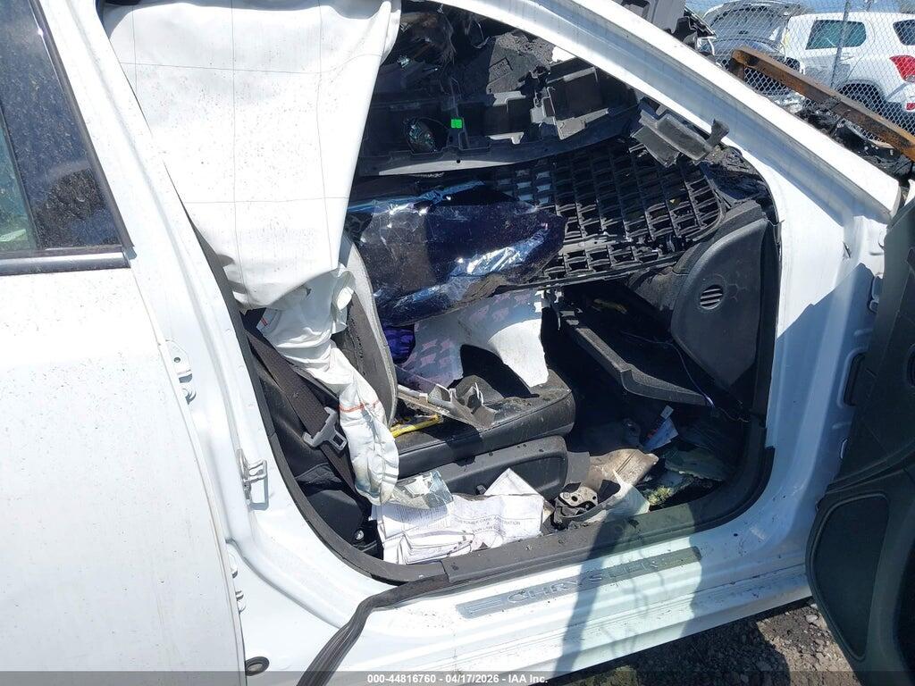 2C3CCASG8NH203925 2022 CHRYSLER 300 photo no. 5