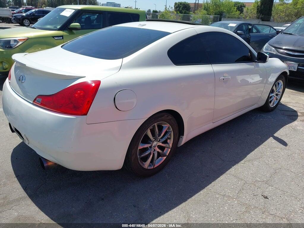 JNKCV64E88M128643 2008 INFINITI G37 photo no. 4