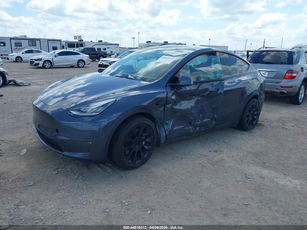 5YJYGDED8MF105331 2021 TESLA MODEL Y photo no. 2