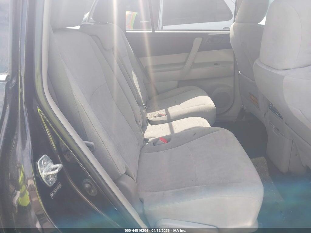 5TDBK3EH1BS046097 2011 TOYOTA HIGHLANDER photo no. 8