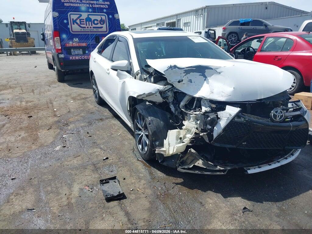 4T1BF1FK5FU915042 2015 TOYOTA CAMRY photo no. 1