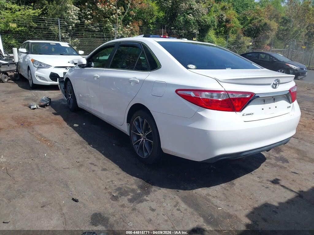 4T1BF1FK5FU915042 2015 TOYOTA CAMRY photo no. 3