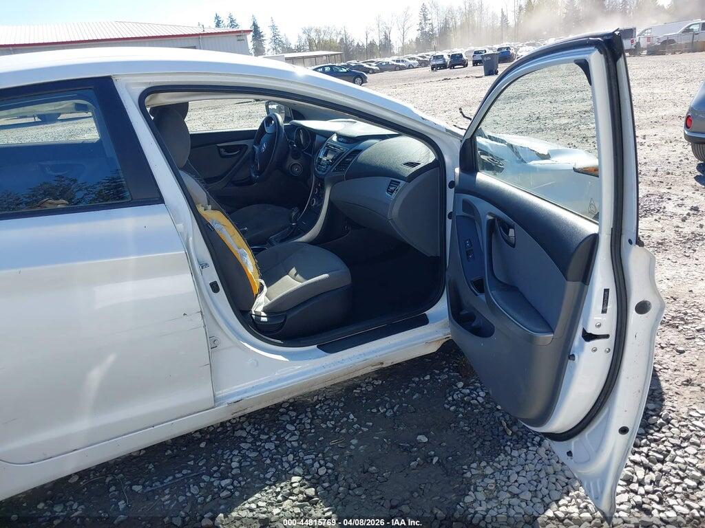 5NPDH4AE7GH665163 2016 HYUNDAI ELANTRA photo no. 5