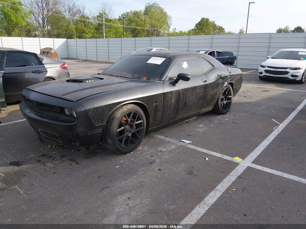 2C3CDZFJ2FH819011 2015 DODGE CHALLENGER photo no. 2