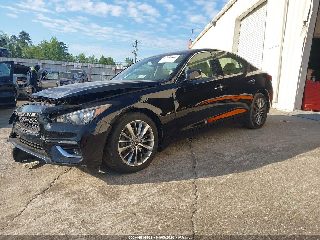 JN1EV7AR5JM433386 2018 INFINITI Q50 photo no. 2