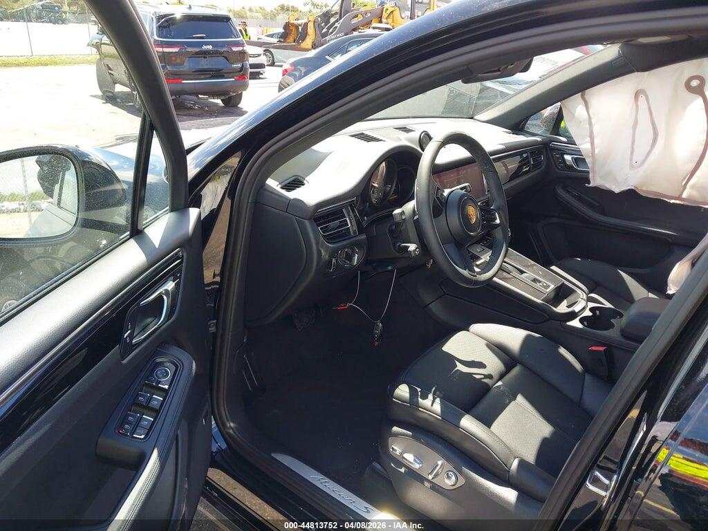 WP1AG2A56TLB40903 2026 PORSCHE MACAN photo no. 5