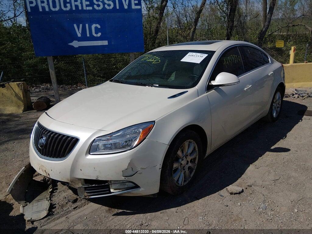 2G4GR5ER6C9202145 2012 BUICK REGAL photo no. 2