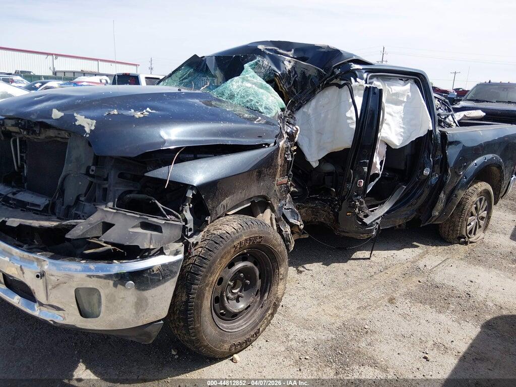 3C6RR6LT2GG287795 2016 RAM 1500 photo no. 2