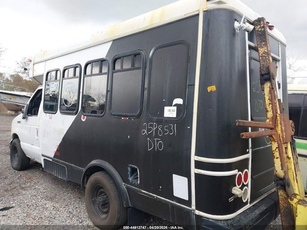 1FDSE35L97DB49200 2007 FORD E-350 CUTAWAY photo no. 3