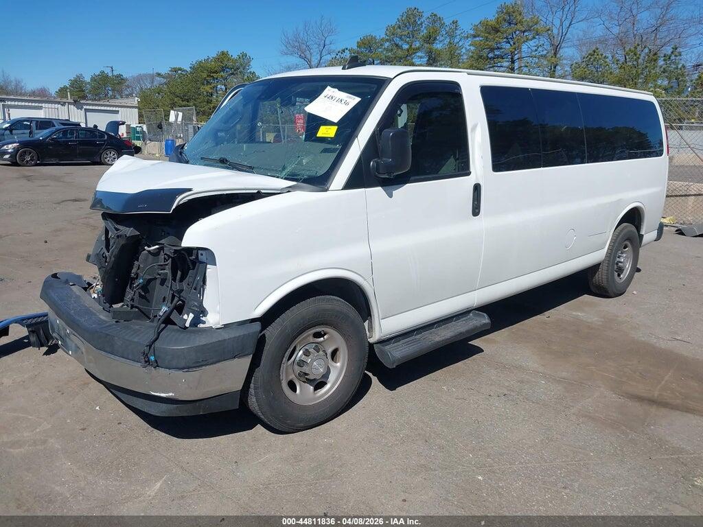 1GAZGPFG2L1148660 2020 CHEVROLET EXPRESS PASSENGER photo no. 2
