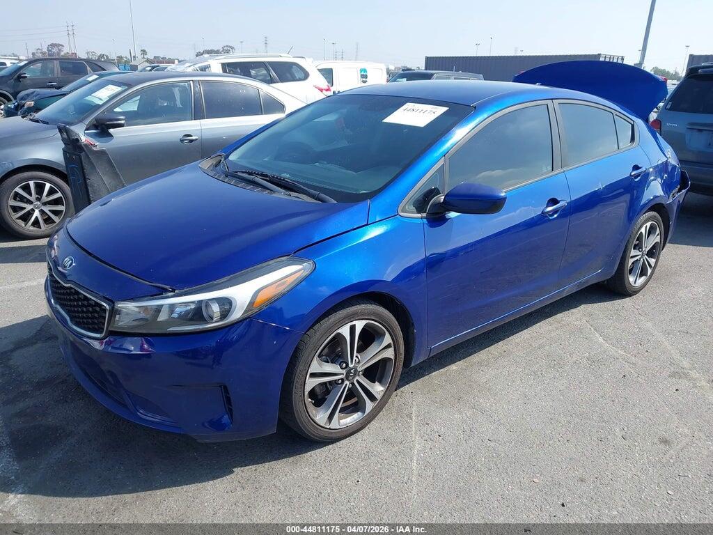 3KPFK4A75HE068885 2017 KIA FORTE photo no. 2