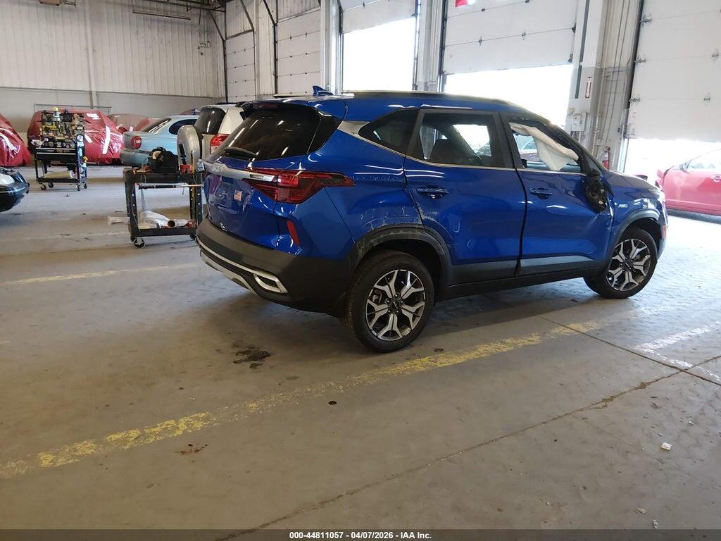 KNDERCAAXP7466282 2023 KIA SELTOS photo no. 4