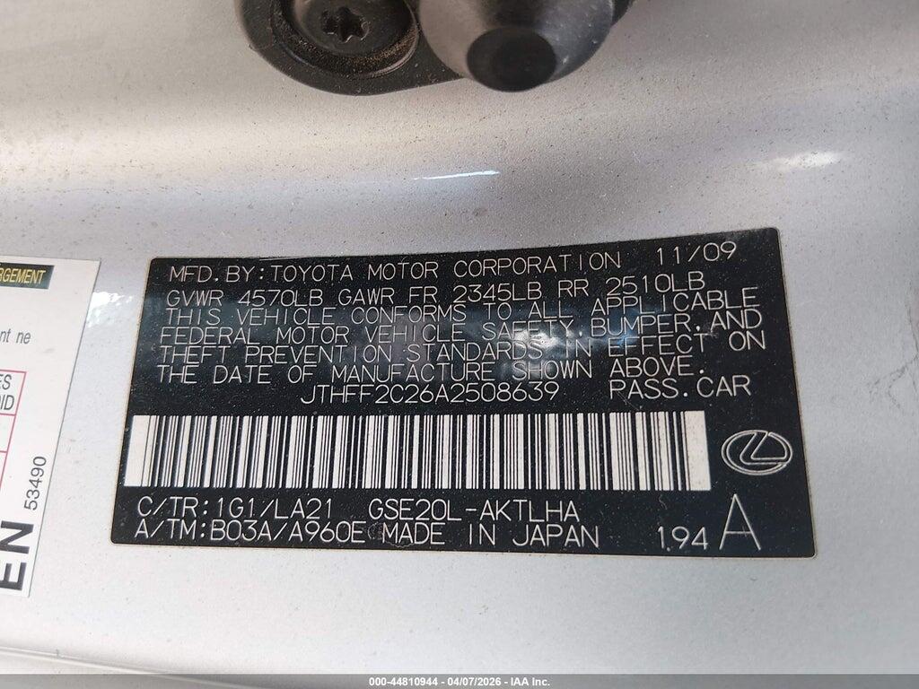 JTHFF2C26A2508639 2010 LEXUS IS 250C photo no. 9