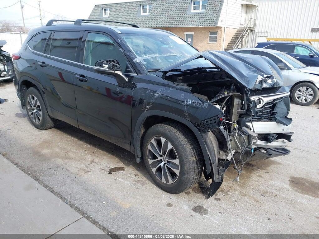 5TDGZRAH9MS515983 2021 TOYOTA HIGHLANDER photo no. 1