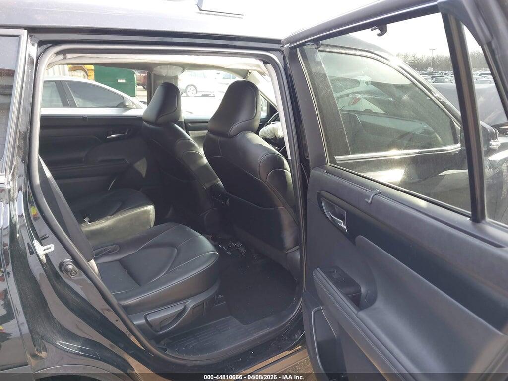 5TDGZRAH9MS515983 2021 TOYOTA HIGHLANDER photo no. 8