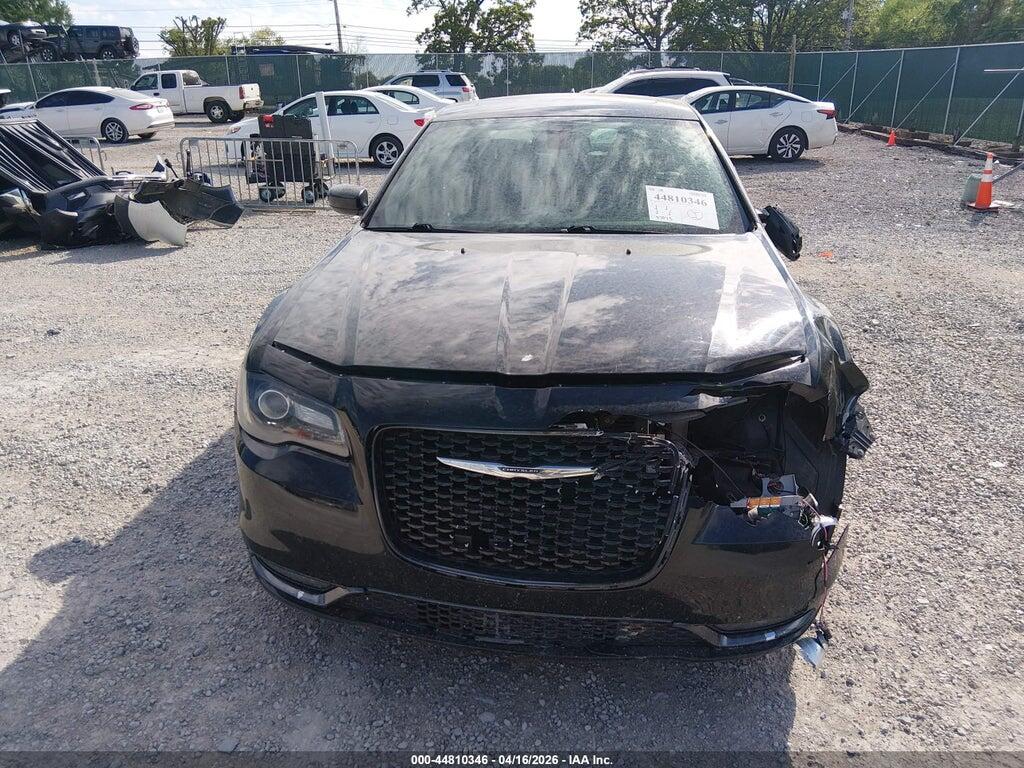 2C3CCABG9FH921517 2015 CHRYSLER 300 photo no. 12