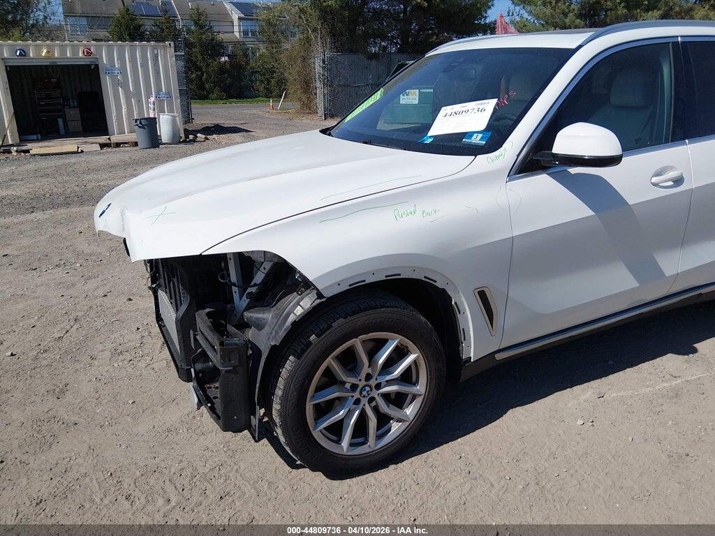 5UXCR6C52KLL11510 2019 BMW X5 photo no. 6
