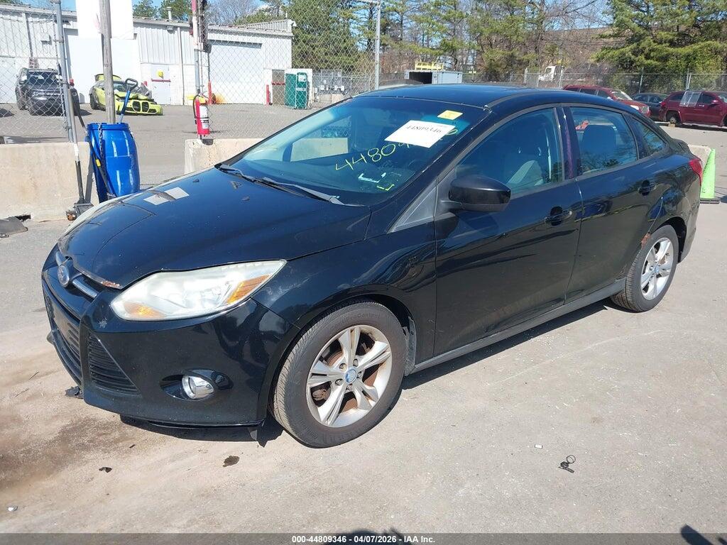 1FAHP3F28CL213490 2012 FORD FOCUS photo no. 2