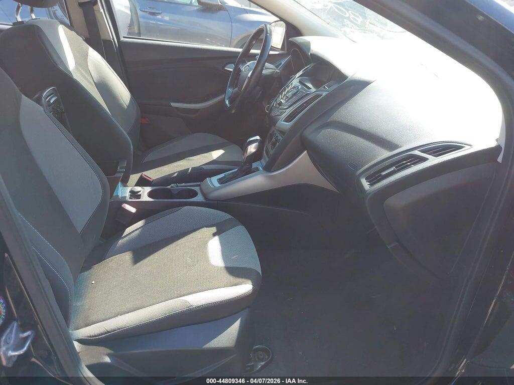 1FAHP3F28CL213490 2012 FORD FOCUS photo no. 5