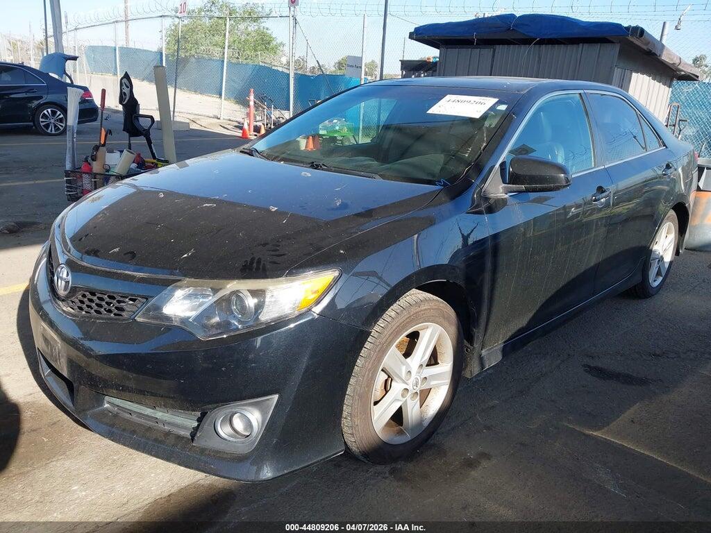 4T1BF1FK5CU124019 2012 TOYOTA CAMRY photo no. 2