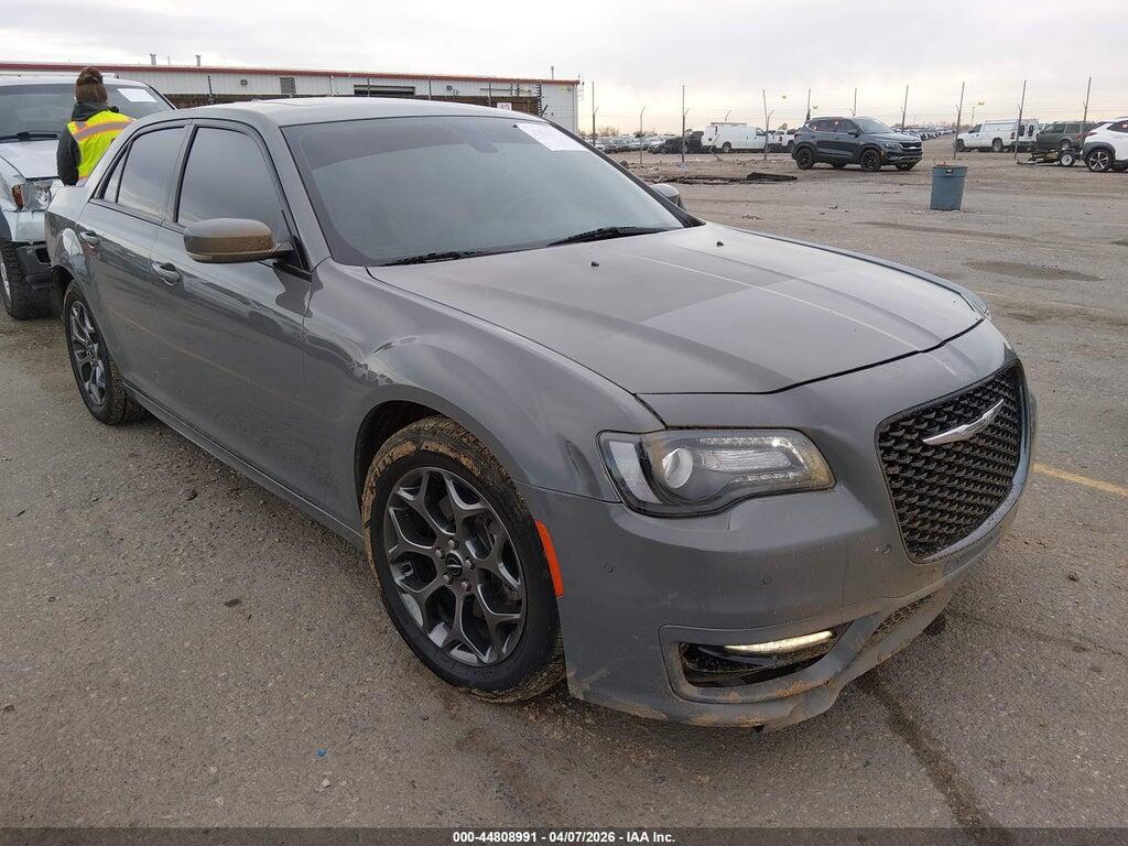 2C3CCAGG5HH588731 2017 CHRYSLER 300 photo no. 1