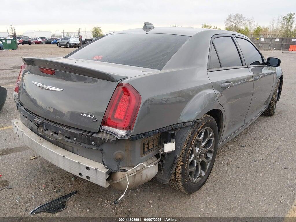 2C3CCAGG5HH588731 2017 CHRYSLER 300 photo no. 4
