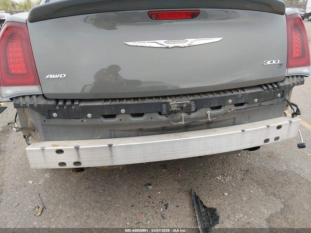 2C3CCAGG5HH588731 2017 CHRYSLER 300 photo no. 6