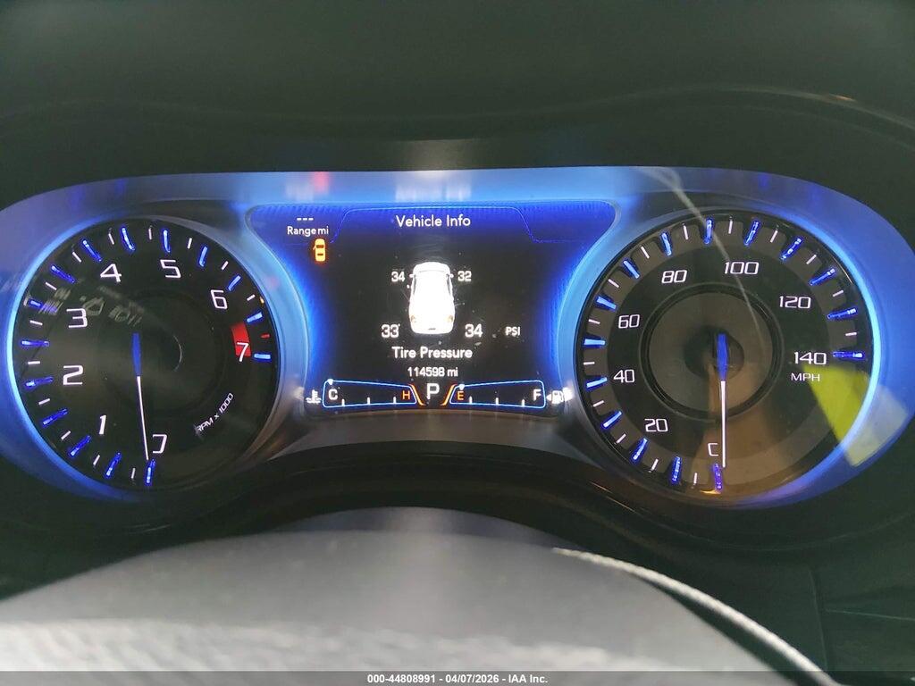 2C3CCAGG5HH588731 2017 CHRYSLER 300 photo no. 7
