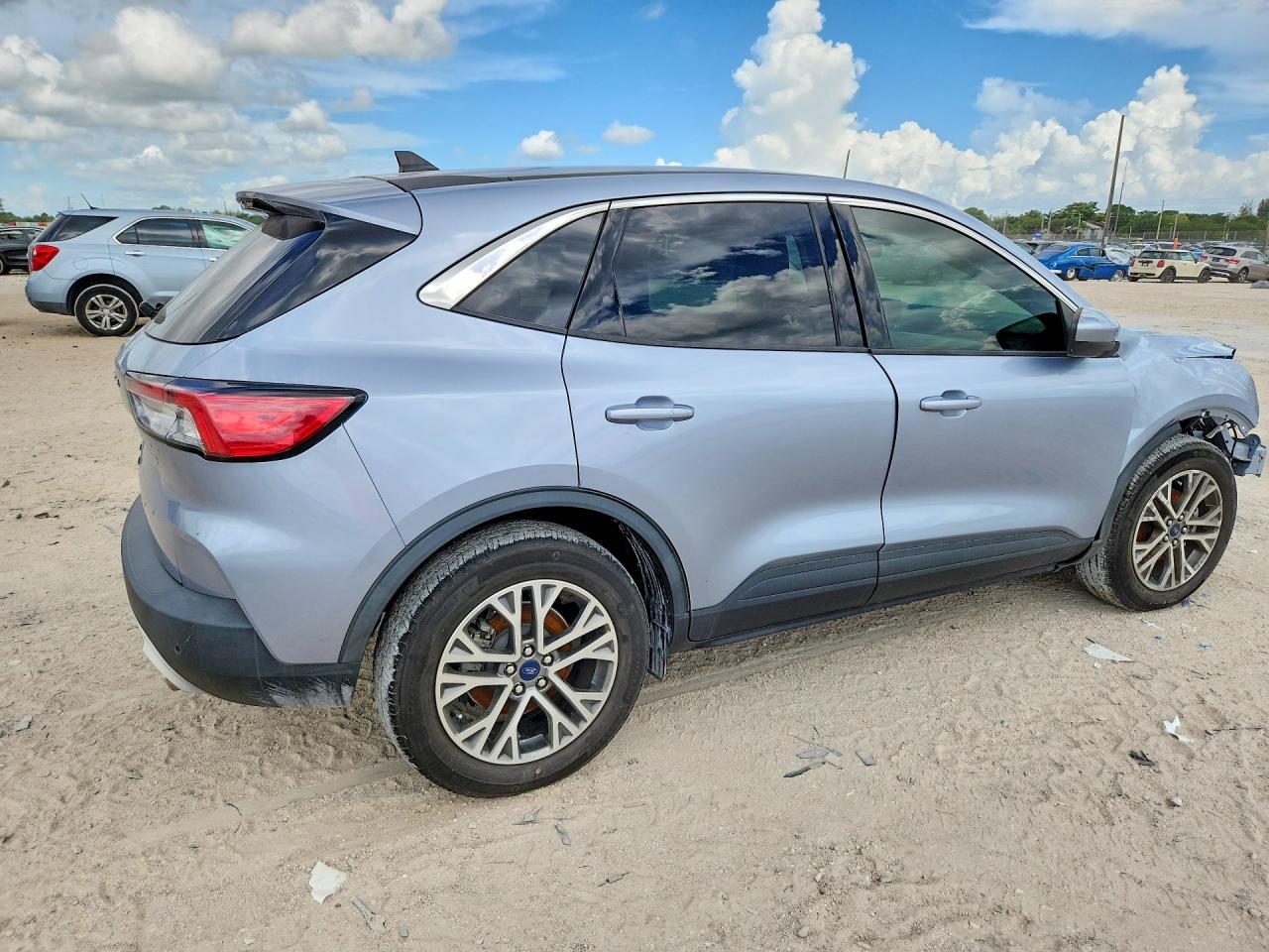 2022 FORD ESCAPE SEL — Фото 3 из 14