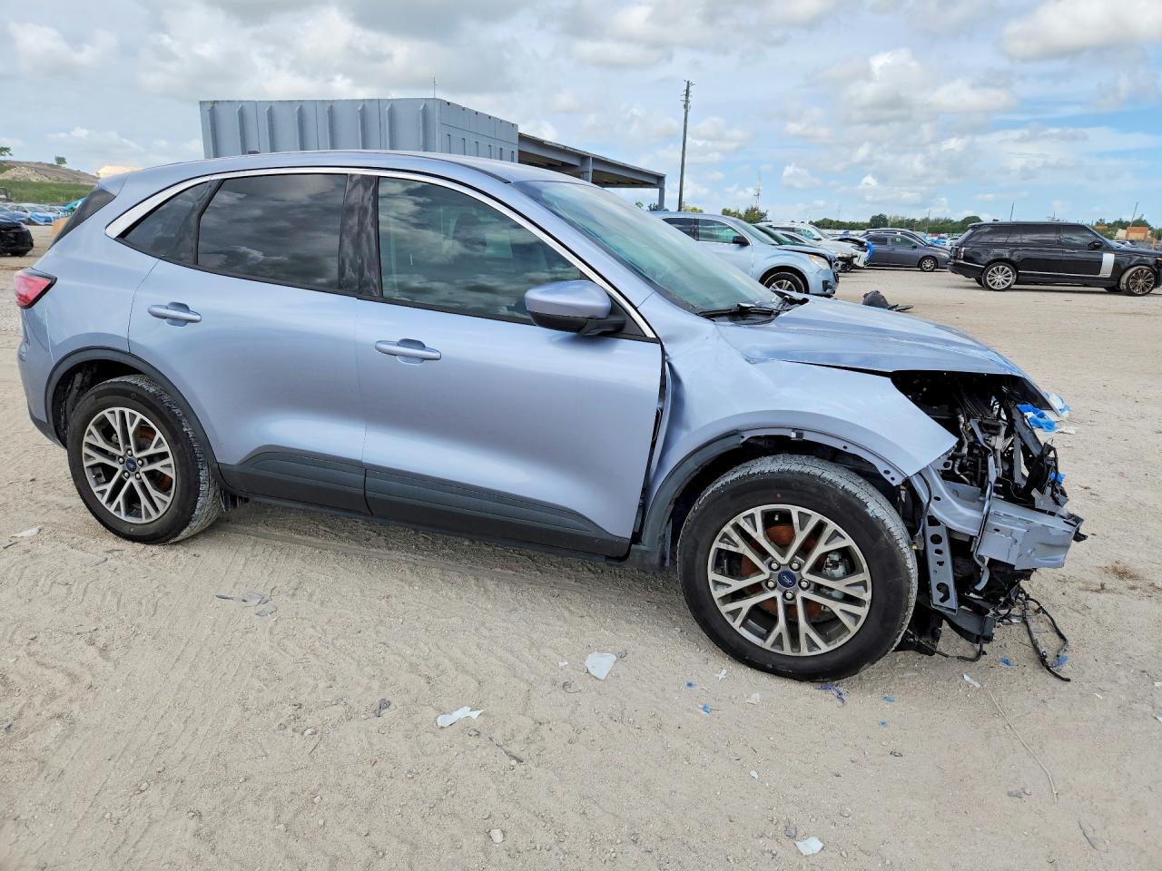 2022 FORD ESCAPE SEL — Фото 4 из 14