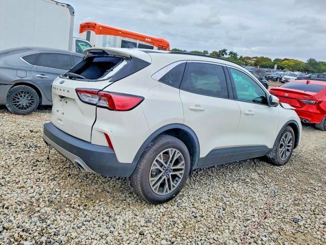 2022 FORD ESCAPE SEL — Фото 3 из 13