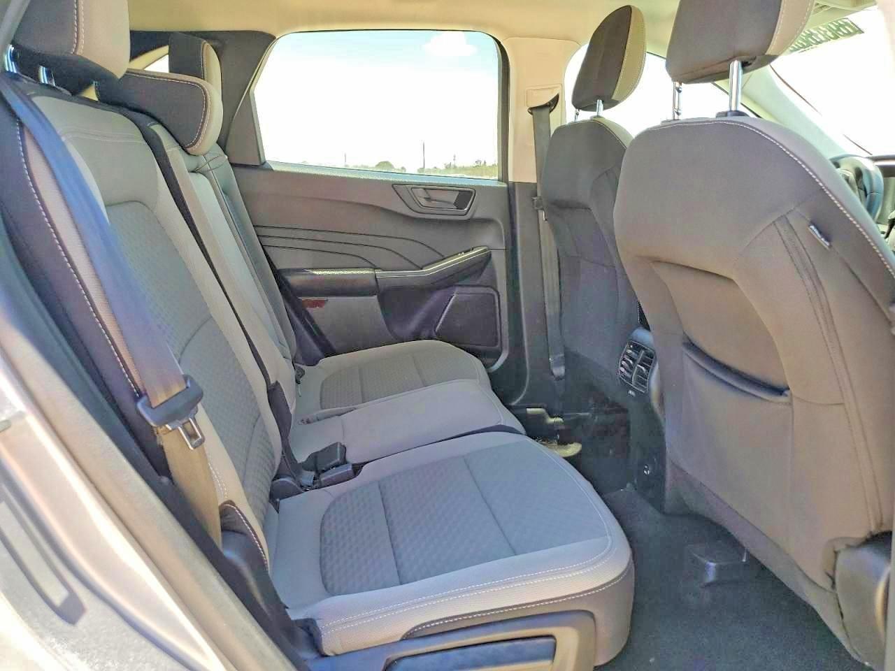 2022 FORD ESCAPE SE — Фото 11 из 13