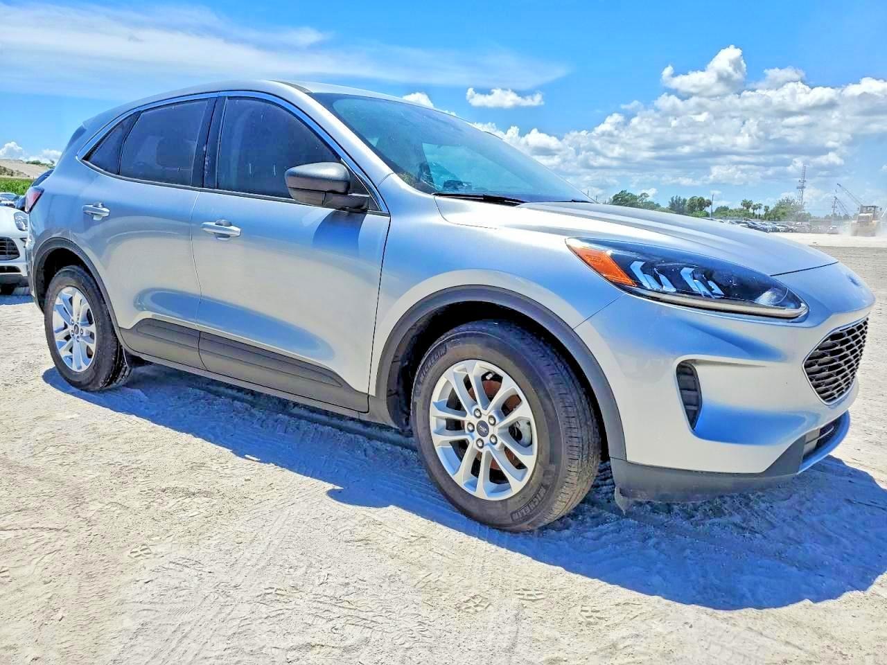 2022 FORD ESCAPE SE — Фото 4 из 13